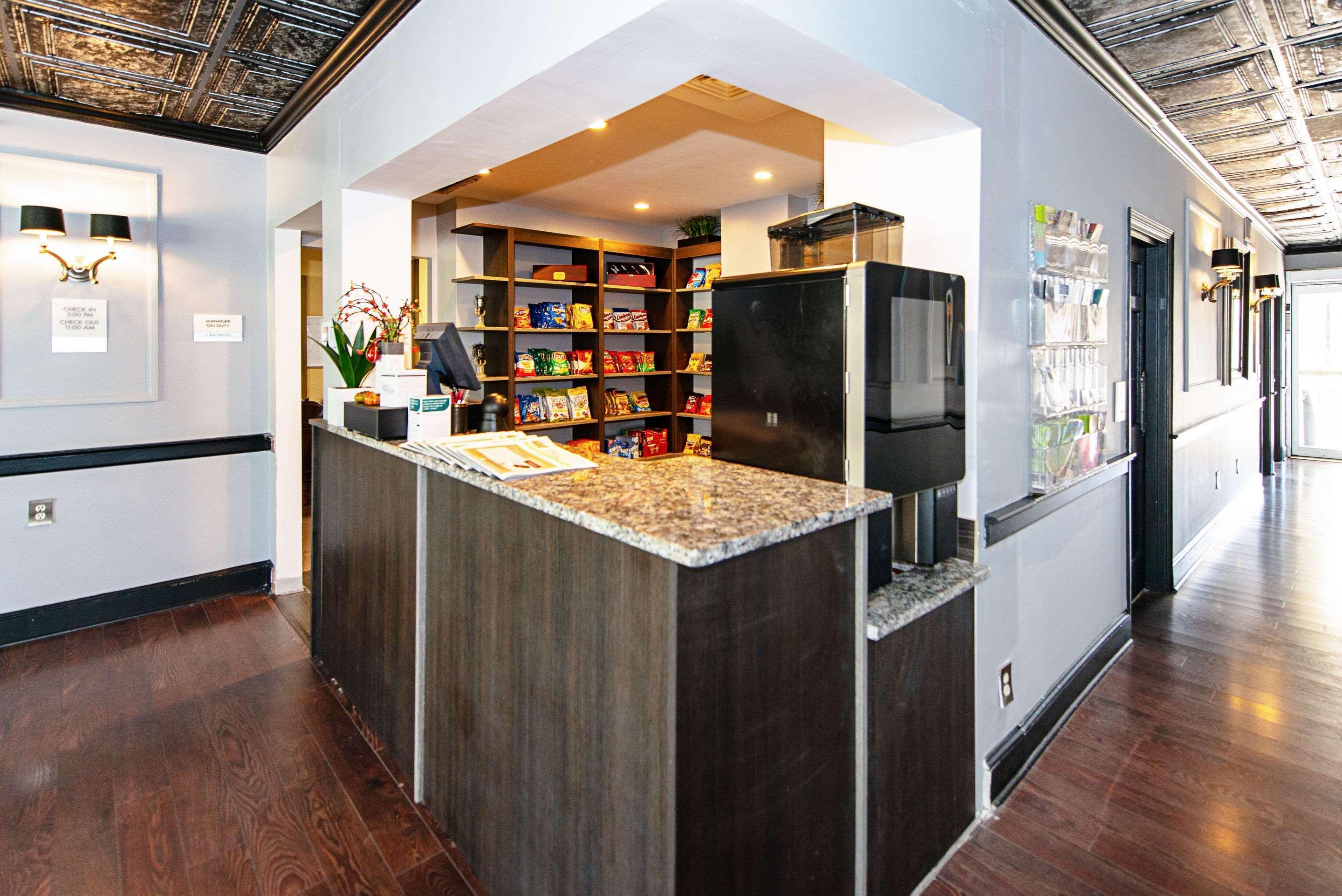 New Hope Inn & Suites ภายนอก รูปภาพ