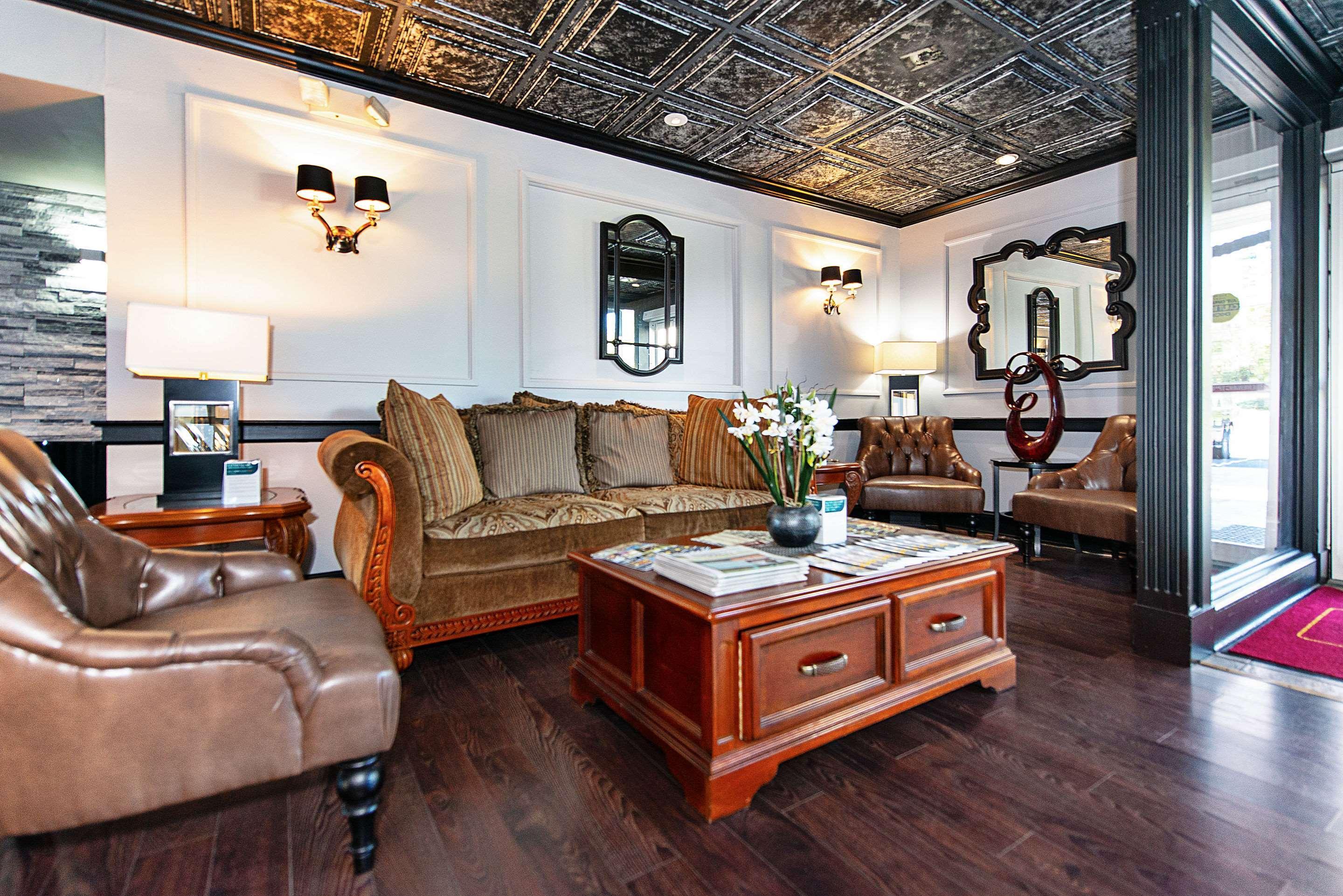 New Hope Inn & Suites ภายนอก รูปภาพ